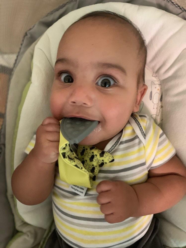 2020 Best Remedies for Your Teething Baby - Tasty Tie